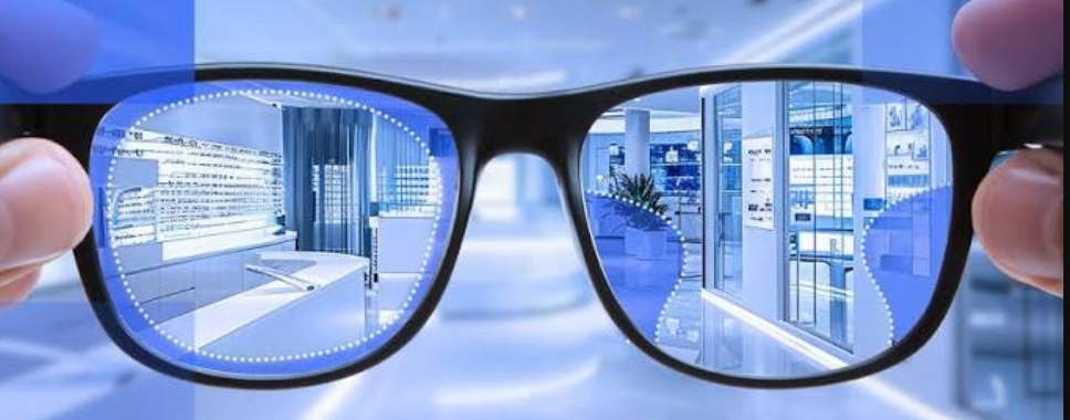 Progressive Lenses vs Traditional Options: A Guide to Multi-Lens Eyewear