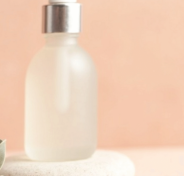 The Vial the Mirror and the Study That Won't Stop Getting Misquoted