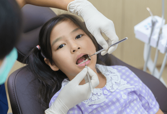 4 Early Indicators Of Oral Health Issues Parents Can Spot At Home