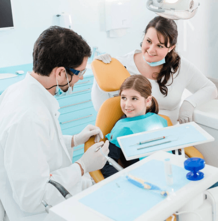 4 Benefits Of Choosing A Dentist Who Treats The Whole Household