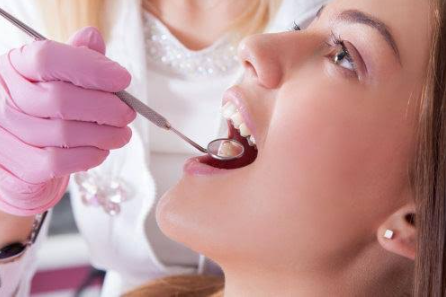 6 Signs A Family Member May Need Help With Daily Oral Hygiene